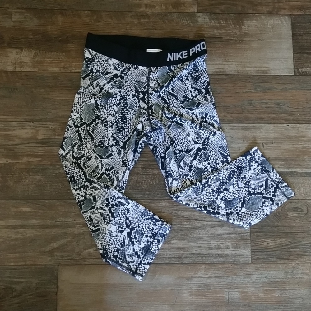 Nike pro leggings snake skin look